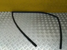 Уплотнитель стекла двери (бархотка) Toyota Rav 4 (XA30) (2005-2014) 2006 6814142090 2.0 I 1AZFE