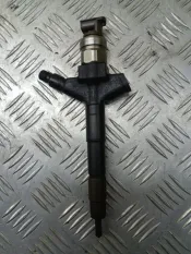 Форсунка топливная Nissan Pathfinder (R51M) 2004-2013 2011 166005X00A