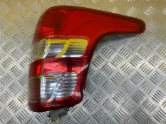 Фонарь задний правый Mitsubishi L200 (2015-2022) 2016 8330A946 ПИКАП 2.4 D 4N15