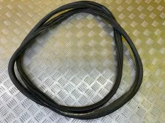 Уплотнитель Nissan Pathfinder (R51M) 2004-2013 2006 ВНЕДОРОЖНИК 2.5 D YD25DDTI