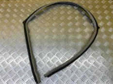 Уплотнитель стекла двери (бархотка) Mitsubishi Pajero IV (2006-2019) 2007 5755A001HB ВНЕДОРОЖНИК 3.8 I