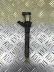 Форсунка топливная Mitsubishi L200 (2015-2022) 2019 1465A439