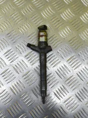 Форсунка топливная Mitsubishi L200 (2006-2015) 2010 1465A041