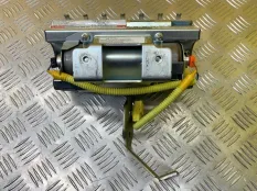 Подушка безопасности пассажирская (в торпедо) Mitsubishi Pajero IV (2006-2019) 2007 7030A139 ВНЕДОРОЖНИК 3.8 I