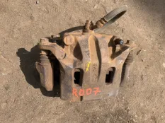 Суппорт передний правый Nissan Pathfinder (R51M) 2004-2013 2010 41001EB32A 2.5 D YD25DDTI