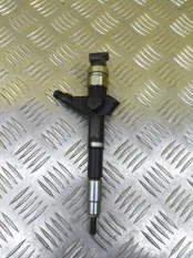 Форсунка топливная Nissan Navara (D40) 2004-2015 2007 16600EC00A 2.5 D YD25DDTI