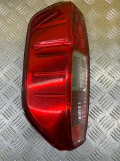 Фонарь задний левый Nissan Navara (D40) 2004-2015 2010 26555EB38A