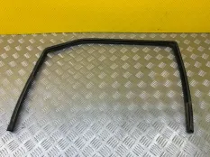 Уплотнитель стекла двери (бархотка) Chrysler 300C (2004-2011) 2004 5065188AC 3.5 I EGG
