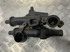 Корпус термостата Dodge Caliber I (2006-2012) 04884568AB 2.0 I