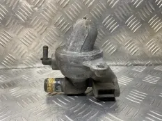 Корпус термостата Chrysler Voyager IV (2000-2007) 54374371 2.5 CRD