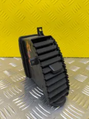 Дефлектор обдува салона Nissan Navara (D40) 2004-2015 2008 68750EB30C ПИКАП 2.5 D YD25DDTI