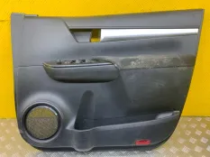 Обшивка двери передняя правая Toyota Hilux (2015-2021) 2021 676100KD00 ПИКАП 2.8 D 1GDFTV