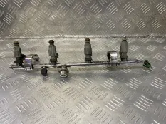 Топливная рампа Chrysler Voyager IV (2000-2007) 2005 4861387AD 2.4 I EDZ