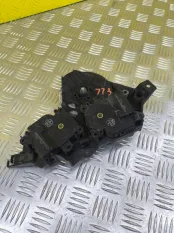 Моторчик заслонки печки Toyota Tundra II (2006-2022) 2008 AE0638000172PLS ПИКАП 5.7 I 3URFE