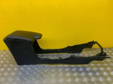 Подлокотник Toyota Hilux (2015-2021) 2021 58810KK140 ПИКАП 2.8 D 1GDFTV
