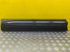 Молдинг двери передней левой Land Rover Freelander II (2006-2014) 2011 8H5221065A