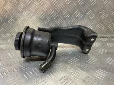 Бачок гидроусилителя Chrysler PT Cruiser 2000-2010 2005 05272351AA 2.4
