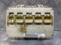 Блок комфорта Chrysler Voyager IV (2000-2007) P04727030AL