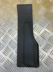 Накладка на порог внутренняя задняя правая Land Rover Range Rover Evoque I (2011-2018) 2014 BJ3213244AE 2.2 D 224DT