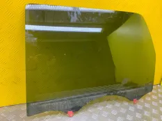 Стекло двери задней левой Toyota Sequoia II 2008 - 2022 2013 681040C100 ВНЕДОРОЖНИК 5.7 I 3URFE