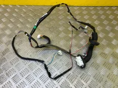 Проводка двери Toyota Sequoia II 2008 - 2022 2013 821530C091 ВНЕДОРОЖНИК 5.7 I 3URFE, задняя левая