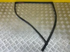 Уплотнитель стекла двери (бархотка) Toyota Land Cruiser Prado 150 (2009-2023) 2013 6814260070 ВНЕДОРОЖНИК 3.0 D 1KDFTV