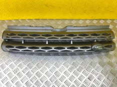 Решетка радиатора Land Rover Range Rover Evoque I (2011-2018) 2014 LR072083 2.2 D 224DT