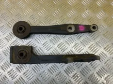 Кронштейн редуктора Toyota Hilux (2005-2015) 5239160021