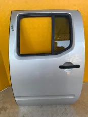 Стекло двери задней левой (форточка) Nissan Navara (D40) 2004-2015 2008 82263EB320 ПИКАП 2.5 D YD25DDTI