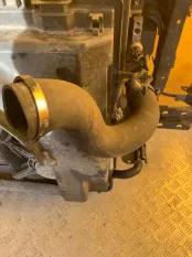 Патрубок интеркулера Nissan Navara (D40) 2004-2015 2008 14463EC02A ПИКАП 2.5 D YD25DDTI, правый