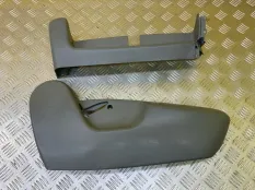 Накладка боковая на сиденье Toyota Sequoia II 2008 - 2022 2013 718110C080 ВНЕДОРОЖНИК 5.7 I 3URFE