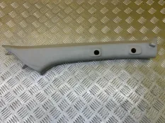 Обшивка стойки передней правой Toyota Hilux (2015-2021) 2017 62211KK030 ПИКАП 2.4 D 2GDFTV