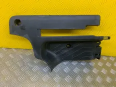 Накладка на порог внутренняя задняя правая Toyota Sequoia II 2008 - 2022 2013 679330C030 ВНЕДОРОЖНИК 5.7 I 3URFE