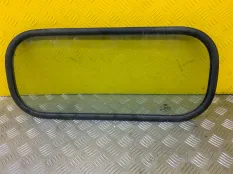 Стекло заднее Nissan Cabstar 2016 79712MB40A ГРУЗОВОЙ 2.5 D YD25DDTI