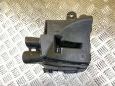 Короб предохранителей Dacia Duster 2010-2017 2016 243809584R 1.6 I