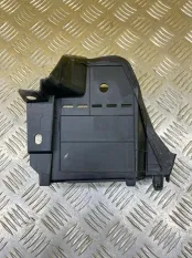 Пластик подкапотный Zeekr 009 (2022-н.в) 2024 8892075429 МИНИВЭН