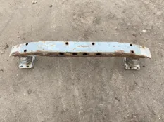 Усилитель бампера переднего Toyota Avensis II 2003-2008 2004 5202105040 2.0 I