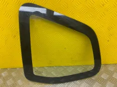 Стекло кузовное боковое левое Dacia Duster 2010-2017 2016 833072543R 1.6 I