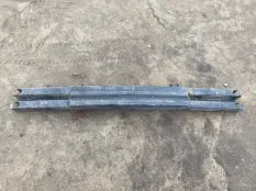 Усилитель бампера переднего Lincoln TownCar III (1997-2011) F8VZ17757AA