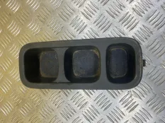 Подстаканник Nissan Navara (D40) 2004-2015 2008 96931EB30B ПИКАП 2.5 D YD25DDTI
