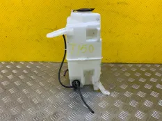 Бачок омывателя Toyota Tundra II (2006-2022) 2020 853150C060 ПИКАП 5.7 I 3URFE