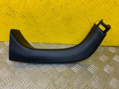 Накладка крышки багажника Toyota Rav 4 (CA40) (2012-2019) 2013 6793842050 2.0 D 1ADFTV