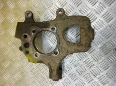 Кулак задний правый Nissan Pathfinder (R51M) 2004-2013