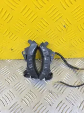 Кнопки руля Toyota Hilux (2005-2015) 2011 8425071010B0 ПИКАП 2.5 D 2KDFTV