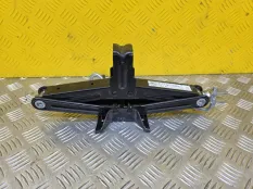 Домкрат Dacia Duster 2010-2017 2014 995500013R 1.5 D K9K858