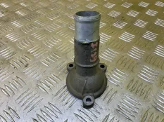 Корпус термостата Nissan Navara (D40) 2004-2015 2010 13049EC80A ПИКАП 2.5 D YD25DDTI