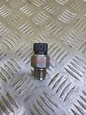 Датчик давления топлива Toyota Land Cruiser Prado 150 (2009-2023) 2014 8945860011 3.0 D 1KDFTV