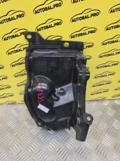 Пластик подкапотный Land Rover Discovery V (2016-н.в.) 2018 HPLA015A55AB 3.0 D 30DDTX