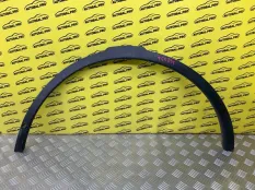 Молдинг крыла переднего левого Land Rover Discovery V (2016-н.в.) 2018 HY3216A075AE 3.0 D 30DDTX