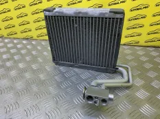 Испаритель кондиционера Land Rover Range Rover Evoque I (2011-2018) 2014 LR070870 2.2 D 224DT